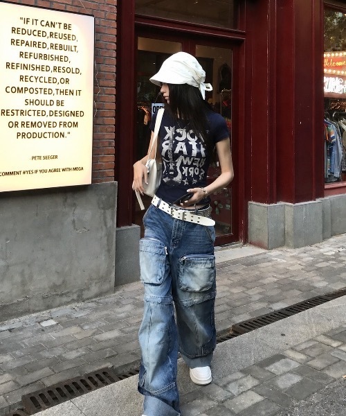 SHEPP（シープ）の「Y2K グラフィックロゴプリントピチTシャツ 半袖T（Tシャツ/カットソー・レディース・ブラック/ピンク/ホワイト/ネイビー・M/S）」の22枚目の写真