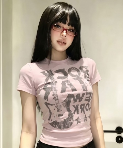 SHEPP（シープ）の「Y2K グラフィックロゴプリントピチTシャツ 半袖T（Tシャツ/カットソー・レディース・ブラック/ピンク/ホワイト/ネイビー・M/S）」の19枚目の写真