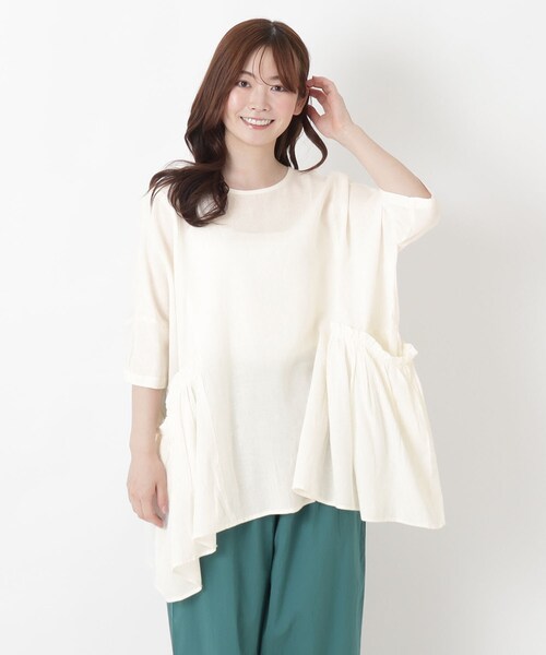 one'sterrace(ワンズテラス)の「サイドギャザープルオーバーシャツ(シャツ/ブラウス・レディース・ブラック系8/ピンク系9/アイボリー系8・02)」の1枚目の写真
