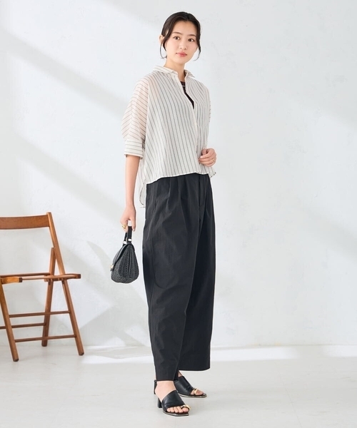 a.v.v（アーヴェヴェ）の「【接触冷感/イージーケア/洗える】クロップド丈セミシアーシャツ（シャツ/ブラウス・レディース・ブラック/ミント/アイボリー・40/38）」の8枚目の写真