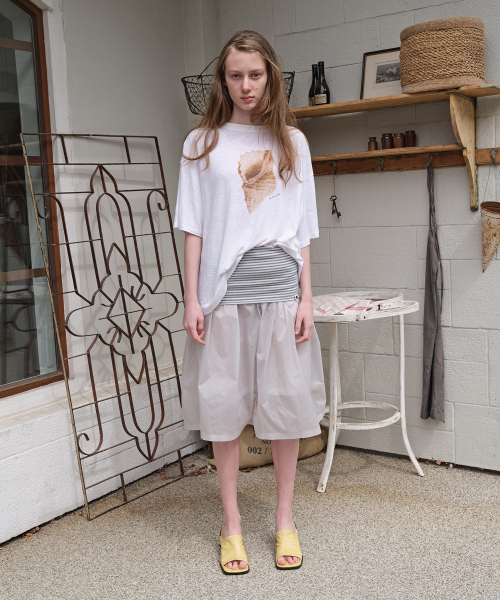 FUN FROM FUN（ファンフロムファン）の「Folded Waist Midi Skirt, Light Grey（スカート・レディース・その他・OS）」の4枚目の写真