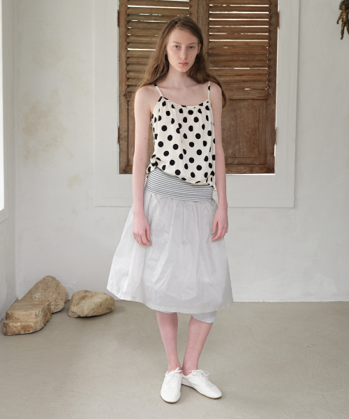 FUN FROM FUN（ファンフロムファン）の「Folded Waist Midi Skirt, Light Grey（スカート・レディース・その他・OS）」の5枚目の写真