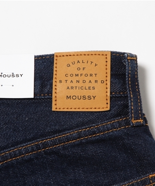 MOUSSY（マウジー）の「DENIM S/PT（デニムパンツ・レディース・ワンウォッシュ/ブルー/ホワイト・1/0/2）」の7枚目の写真