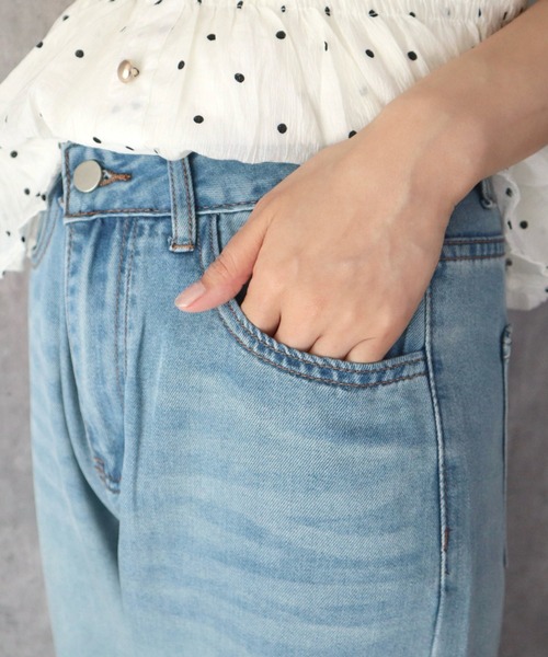 CECIL McBEE(セシルマクビー)の「裾フリルアンクルデニムパンツ(デニムパンツ・レディース・サックスブルー・61/64)」の8枚目の写真