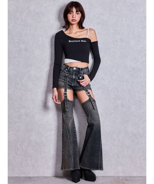 GYDA（ジェイダ）の「ハイウエスト2WAYガーターデザインフレアデニムパンツ（デニムパンツ・レディース・インディゴブルー/ライトブルー・SMALL/MEDIUM）」の11枚目の写真