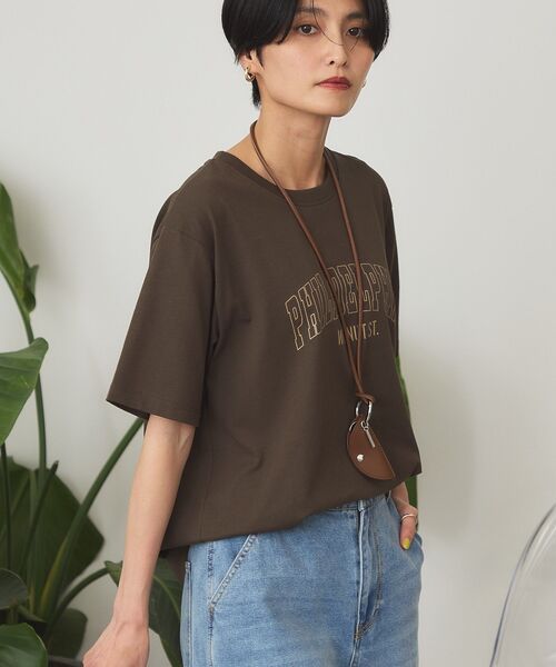 AMERICAN HOLIC(アメリカンホリック)の「【マルチ機能】カレッジロゴTシャツ(Tシャツ/カットソー・レディース・チャコールグレー/ブラウン/オフホワイト/杢グレー・M/L)」の14枚目の写真