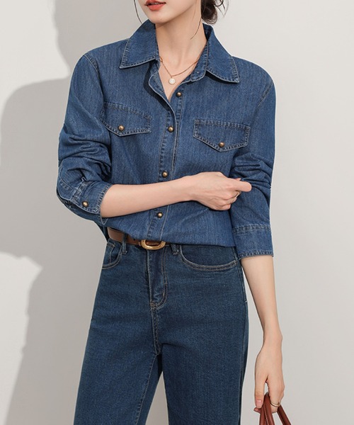 2ly2(トゥーリートゥー)の「デニムシャツ レディース 長袖 羽織り ゆったり カジュアル トップス(シャツ/ブラウス・レディース・ダークブルー/ライトブルー・FREE)」の20枚目の写真