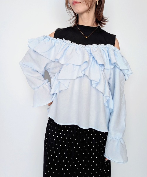 styiro（スタイロ）の「オープンショルダーラッフルフリルブラウス バイカラー配色 秋服 冬服（シャツ/ブラウス・レディース・サックスブルー/ホワイト・M）」の18枚目の写真