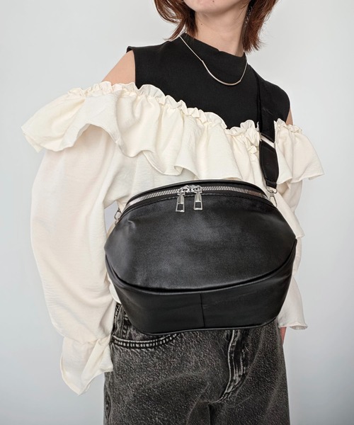 styiro（スタイロ）の「オープンショルダーラッフルフリルブラウス バイカラー配色 秋服 冬服（シャツ/ブラウス・レディース・サックスブルー/ホワイト・M）」の21枚目の写真