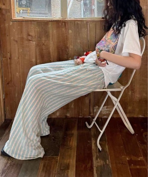&soiree(アンドソワレ)の「マルチストライプワイドルーズパンツ(その他パンツ・レディース・サックスブルー・X-LARGE/LARGE/MEDIUM/SMALL)」の3枚目の写真