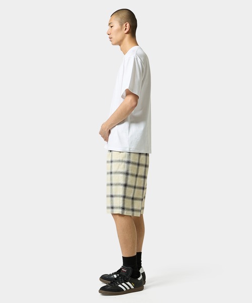 HUF(ハフ)の「STUCK ON YOU TEE(Tシャツ/カットソー・メンズ・ホワイト/パープル系・L/XL/M/S/XXL)」の8枚目の写真