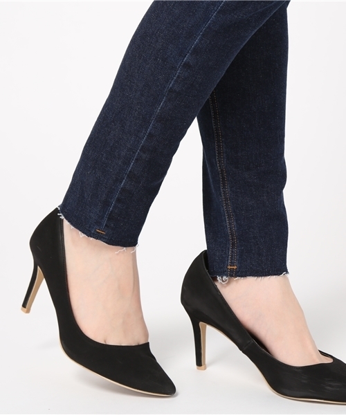 GALLARDAGALANTE（ガリャルダガランテ）の「デニムスキニーパンツ（デニムパンツ・レディース・ネイビー・0/1）」の8枚目の写真