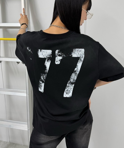 Figments(フィグメンツ)の「77フェードビックT(Tシャツ/カットソー・レディース・ホワイト/ブラック・FREE)」の6枚目の写真