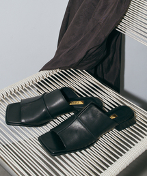 GRISE | 《WEB+一部店舗限定》GRISEレザースクエアクロスシームミュールサンダル(サンダル)