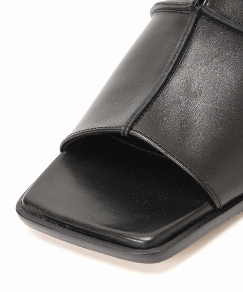 GRISE(グリーズ)の「《WEB+一部店舗限定》GRISEレザースクエアクロスシームミュールサンダル(サンダル・レディース・ボルドー/ブラック/ベージュ・SMALL/LARGE/MEDIUM/X-LARGE)」の12枚目の写真