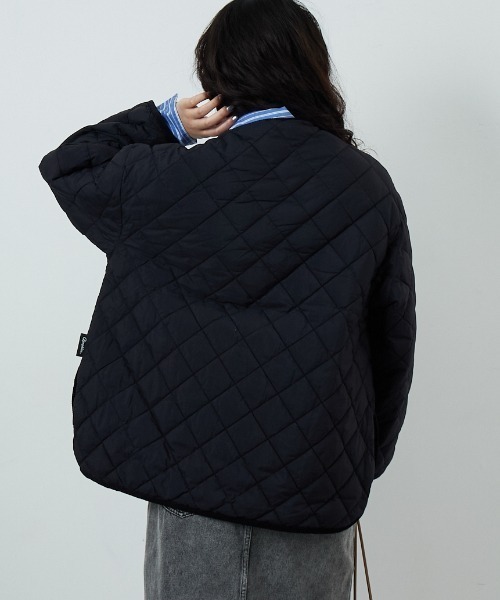 絎縫羽絨 無領外套