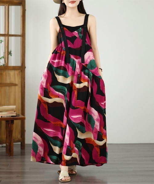 ReRe(リリ)の「総柄キャミロングワンピース(ワンピース・レディース・アイボリー/ローズ・LARGE/MEDIUM/X-LARGE)」の2枚目の写真