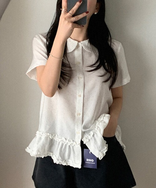 Girly Doll(ガーリードール)の「ドット柄ラウンドカラー裾フリルブラウス(シャツ/ブラウス・レディース・ブラック/ホワイト・FREE)」の1枚目の写真