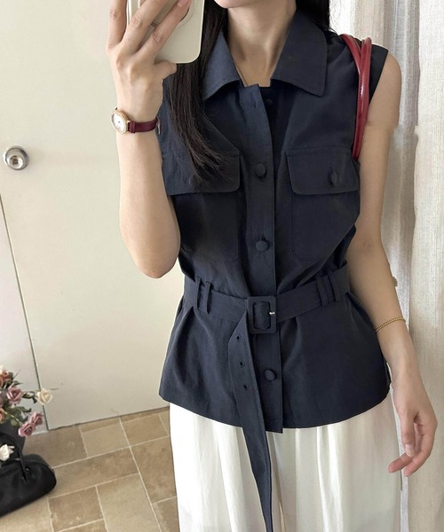 Girly Doll(ガーリードール)の「ノースリーブベルト付きシャツ(シャツ/ブラウス・レディース・ベージュ/ブルー/ネイビー/イエロー/ホワイト・FREE)」の15枚目の写真