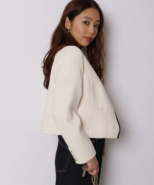 JUSGLITTY(ジャスグリッティー)の「スカラジャケット(その他アウター・レディース・ホワイト・1/2)」の2枚目の写真