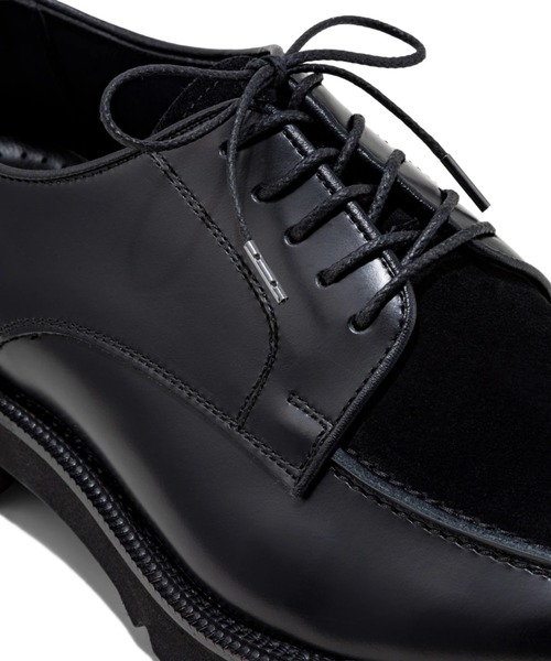 The Kenford Fineshoes(ケンフォードファインシューズ)の「NEW CLASSIC U MOC BLACK BLACK SUEDE(ローファー・メンズ・ブラック・27/26.5/26/25.5)」の5枚目の写真