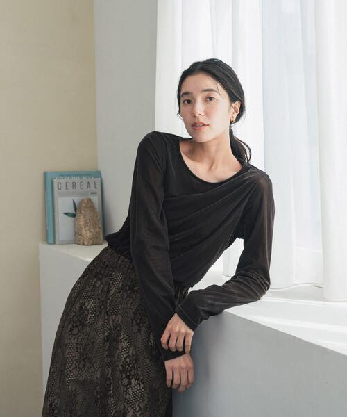 URBAN RESEARCH DOORS(アーバンリサーチドアーズ)の「シアーベロアプルオーバー(Tシャツ/カットソー・レディース・ブラック/ブラウン/ピンク・FREE)」の12枚目の写真
