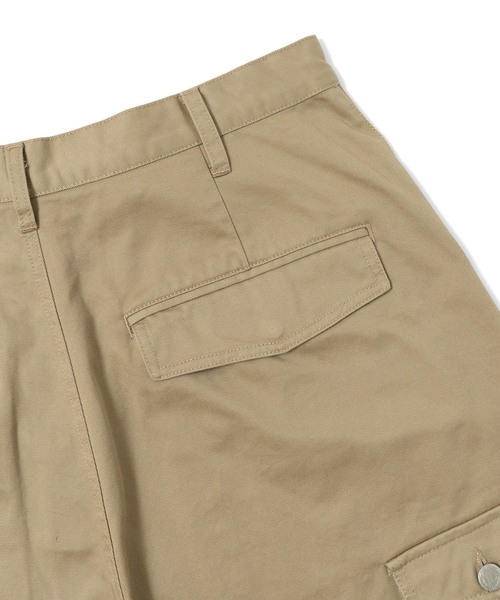 WISM（ウィズム）の「LIFEMANIA / ライフマニア 8 POCKET WORK SHORTS（その他パンツ・メンズ・ベージュ/ネイビー・MEDIUM/SMALL）」の6枚目の写真