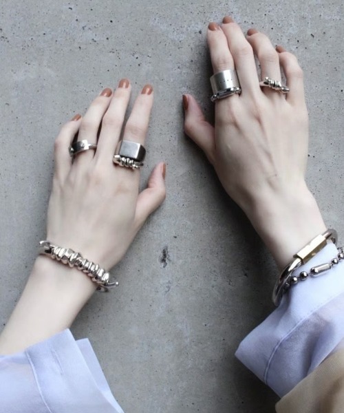 Soierie（ソワリー）の「ボールチェーンリング / Ball chain ring（リング・レディース・シルバー系1・WOMENS/MENS）」の6枚目の写真