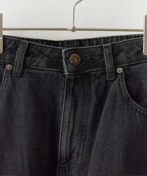 adidas（アディダス）の「adidas/アディダス ORI SST DENIM TRACK PANTS デニム トラックパンツ サイドライン デニムパンツ メンズ レディース 2026年 秋 秋服 冬 冬服（デニムパンツ・メンズ・ブラック・36/34/32/30）」の8枚目の写真
