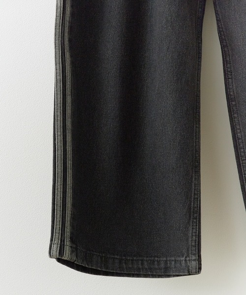 adidas（アディダス）の「adidas/アディダス ORI SST DENIM TRACK PANTS デニム トラックパンツ サイドライン デニムパンツ メンズ レディース 2026年 秋 秋服 冬 冬服（デニムパンツ・メンズ・ブラック・36/34/32/30）」の13枚目の写真