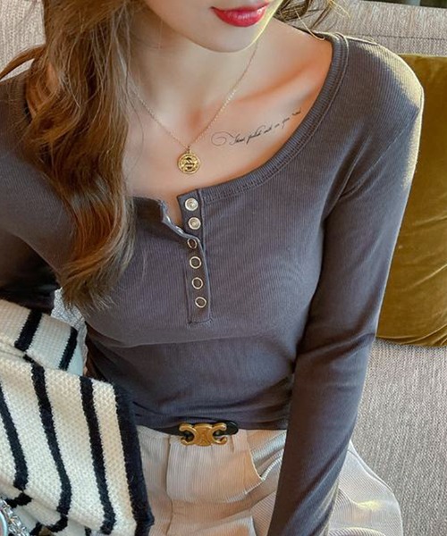Songe(ソンジュ)の「ヘンリーネック長袖リブトップス(Tシャツ/カットソー・レディース・ブラック/グレー/ホワイト/チャコールグレー・L/M)」の5枚目の写真