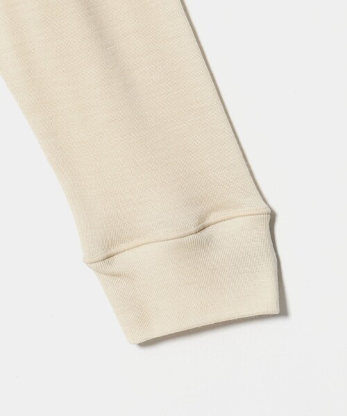 GOOD PEOPLE GOOD STITCHING GOOD PRODUCT(グッドピープルグッドスティッチンググッドプロダクト)の「<GOOD PEOPLE GOOD STITCHING GOOD PRODUCT>コンフォート クルーネック ニット(ニット/セーター・レディース・クリーム/ブラック・S)」の5枚目の写真