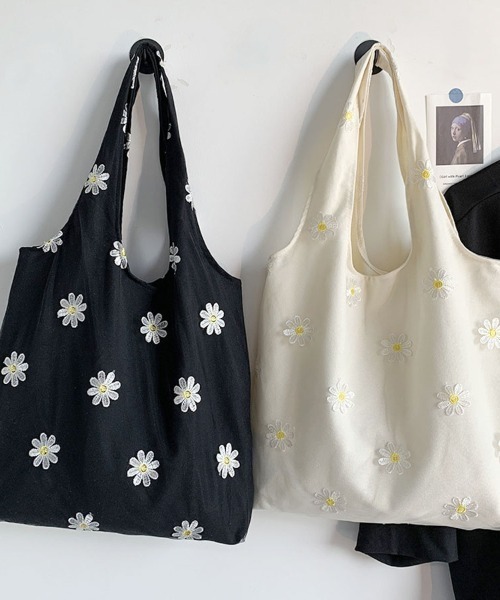 shoppinggo（ショッピングゴー）の「トートバッグ レディース ハンドバッグ カバン バッグ 大容量 花柄 布 カバントート 手提げ（トートバッグ・レディース・ブラック/ベージュ・FREE）」の5枚目の写真