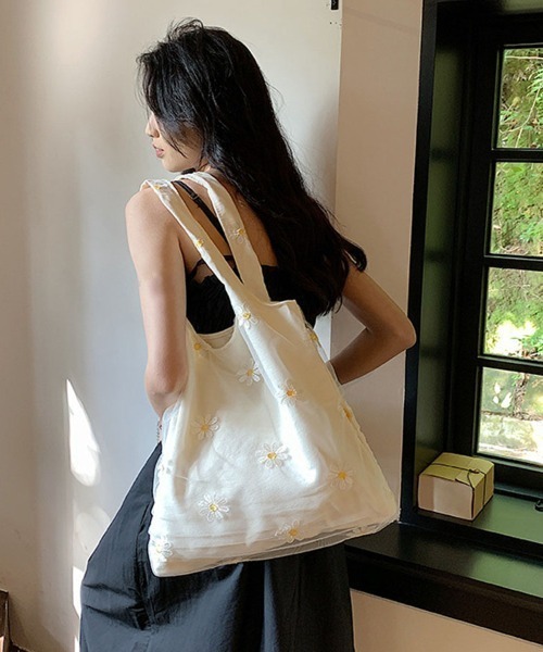 shoppinggo（ショッピングゴー）の「トートバッグ レディース ハンドバッグ カバン バッグ 大容量 花柄 布 カバントート 手提げ（トートバッグ・レディース・ブラック/ベージュ・FREE）」の15枚目の写真