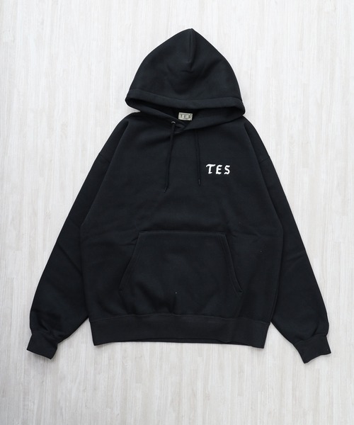The Endless Summer(エンドレスサマー)の「TES 50S CAR CLUB EMB BIG SWEAT PARKA / スウェットパーカー(パーカー・メンズ・グレー/ブラウン/ブラック・SMALL/MEDIUM/LARGE/X-LARGE)」の5枚目の写真