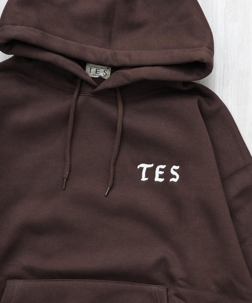 The Endless Summer(エンドレスサマー)の「TES 50S CAR CLUB EMB BIG SWEAT PARKA / スウェットパーカー(パーカー・メンズ・グレー/ブラウン/ブラック・SMALL/MEDIUM/LARGE/X-LARGE)」の18枚目の写真