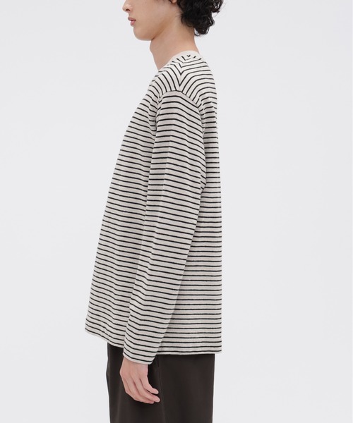 MHL.(エムエイチエル)の「TEXTURED COTTON STRIPE(Tシャツ/カットソー・メンズ・ダークグリーン/ライトベージュ・LARGE/MEDIUM)」の4枚目の写真