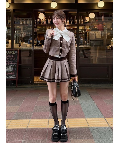 Darich(ダーリッチ)の「チェックベロアトリムセットアップ(セットアップ・レディース・ボルドー/ブラウン/ブラック・M/S)」の17枚目の写真