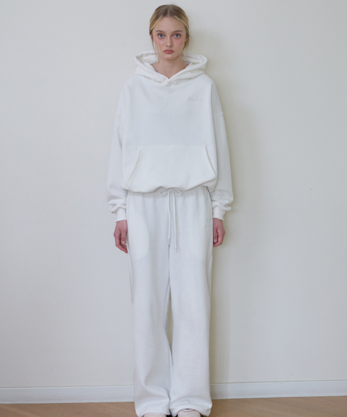 ROSEFRANTZ（ロゼフランツ）の「Back Rose Embroidery Hoodie [Ivory]（パーカー・レディース・アイボリー・S/M/XS/S）」の2枚目の写真