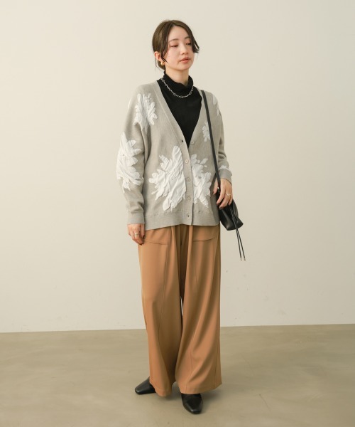 Bou Jeloud(ブージュルード)の「シアーベロアインナー(Tシャツ/カットソー・レディース・ブルー/グレー/オフホワイト/ブラック・FREE)」の20枚目の写真
