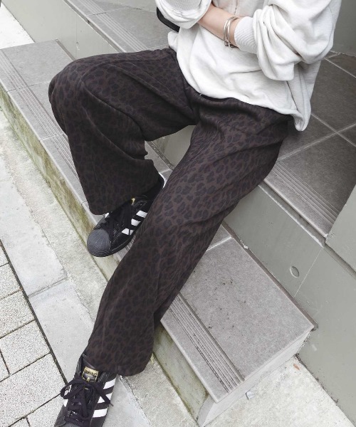 CORNERS(コーナーズ)の「レオパード柄スウェットパンツ(スウェットパンツ・レディース・グレー/ブラウン・L/M)」の6枚目の写真