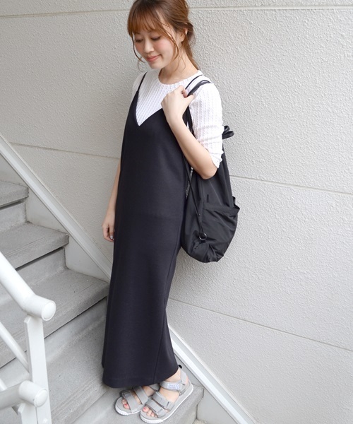 Khaju（カージュ）の「Khaju: カットキャミワンピ□（ワンピース・レディース・ブラック/グレー/ベージュ・ONE SIZE）」の2枚目の写真