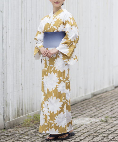 koe（コエ）の「【浴衣・作り帯・下駄 3点セット】花柄浴衣（浴衣・レディース・マスタード/ネイビー・FREE）」の20枚目の写真