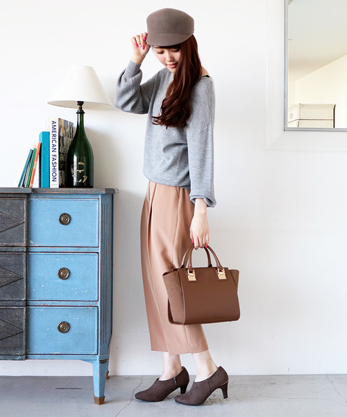 N.(N. Natural Beauty Basic)(エヌエヌナチュラルビューティーベーシック)の「WOOL BASIC ラウンドネックニット(ニット/セーター・レディース・ホワイト/ボルドー/ブラック/ベージュ/グレー/ブルー・MEDIUM)」の22枚目の写真