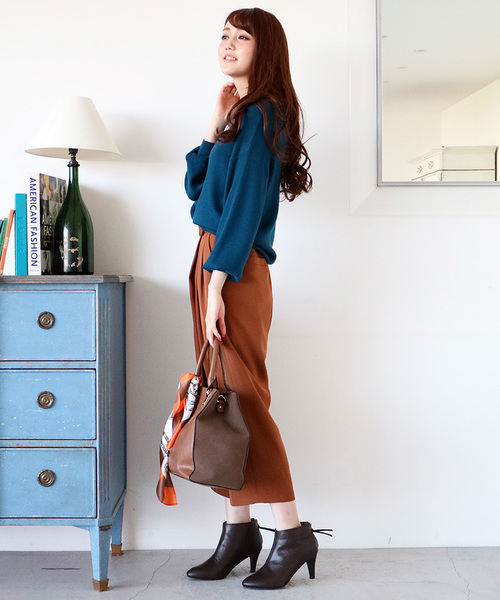 N.(N. Natural Beauty Basic)(エヌエヌナチュラルビューティーベーシック)の「WOOL BASIC ラウンドネックニット(ニット/セーター・レディース・ホワイト/ボルドー/ブラック/ベージュ/グレー/ブルー・MEDIUM)」の14枚目の写真