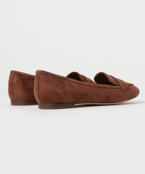 CHARLES & KEITH(チャールズ & キース)の「ベーシックペニーローファー / BASIC PENNY LOAFERS(パンプス・レディース・ブラウン/レッド/ブラック/イエロー・23cm/24cm/22.5cm/23.5cm/24.5cm)」の11枚目の写真