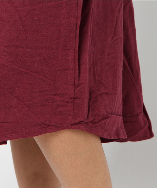 MERLOT(メルロー)の「コットンネルスキッパーシャツワンピース1196(シャツワンピース・レディース・ブラック/グリーン/ワイン/オフホワイト/キャメル・FREE)」の6枚目の写真