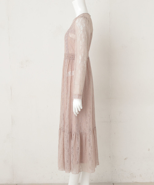 one after another NICE CLAUP(ワンアフターアナザーナイスクラップ)の「きれいめレースワンピース(ワンピース・レディース・オフホワイト/ブラック/ベージュ・FREE)」の17枚目の写真