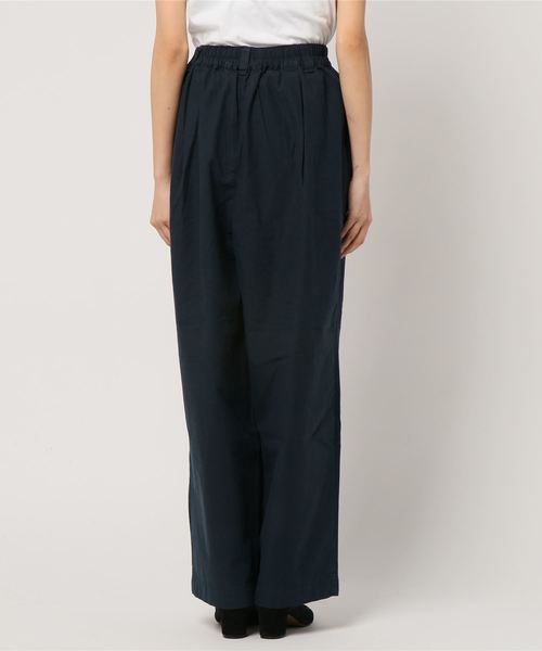 POU DOU DOU（プードゥドゥ）の「ボリュームタックパンツ（チノパンツ・レディース・ブルー/ネイビー/ベージュ・3）」の4枚目の写真