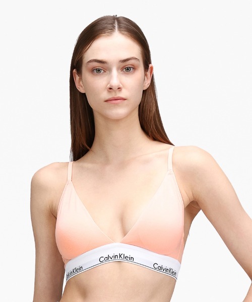 Calvin Klein Underwear（カルバンクラインアンダーウェア）の「Icon Cotton  ライトリーライントライアングル ブラ（ブラジャー・レディース・ホワイト/ブラック/グレー/ピンク/ブルー/ヘザーグレー/ブラック系・S/M/XS/L/XL）」の7枚目の写真
